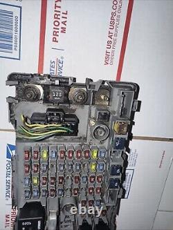 03-07 Chevy Express Engine Fuse Box Relay Junction Block 15226192 4.8L