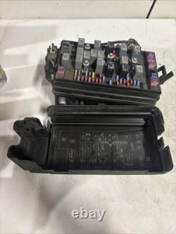 2010 Chevy Colorado Canyon Engine Junction Block Fuse Box Assy 20885194