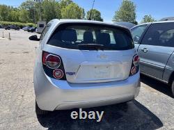2013-2016 Chevy Sonic 1.8L Engine Compartment Fuse Box Block VIN G Opt LWE Oem