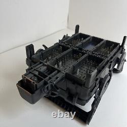 2015 Chevrolet Silverado Engine Fuse Relay Box Block 23285566 Oem