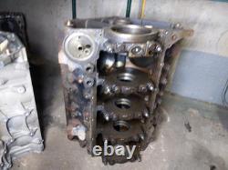 Engine Cylinder Block For 01-03 GMC Sierra 2500 HD 8.1