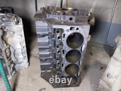 Engine Cylinder Block For 01-03 GMC Sierra 2500 HD 8.1
