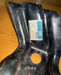 NEW OEM GM 67-72 Chevy GMC C10 Truck 396 402 Big Block BBC Engine Frame Mounts