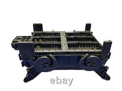 Bloc de jonction de relais de fusible dans le compartiment moteur OEM 5.3L RWD de Chevy Suburban 2015-2020