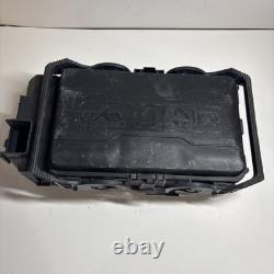 Bloc de jonction du faisceau de câbles moteur Chevrolet Malibu 2018 OEM 84144636