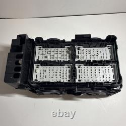 Bloc de jonction du faisceau de câbles moteur Chevrolet Malibu 2018 OEM 84144636