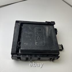 Boîte de fusibles du bloc de jonction de puissance du moteur Chevy Blazer 2019 84412831 Oem