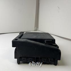 Boîte de fusibles du bloc de jonction de puissance du moteur Chevy Blazer 2019 84412831 Oem