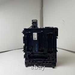 Boîte de fusibles du bloc de jonction de puissance du moteur Chevy Blazer 2019 84412831 Oem