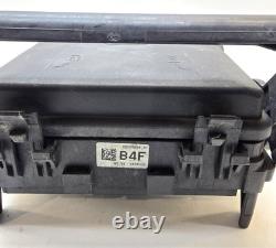 Boîte de jonction de relais de fusibles moteur Chevrolet Silverado 1500 2017-2019 84303177