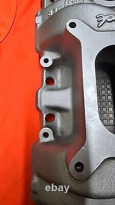 Collecteur d'admission en aluminium Edelbrock 7101 Performer RPM pour Small Block Chevrolet