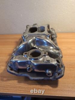 Edelbrock 7501 Collecteur d’admission Performer RPM Air Gap 1955-86 Small Block Chevy