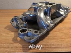 Edelbrock 7501 Collecteur d’admission Performer RPM Air Gap 1955-86 Small Block Chevy