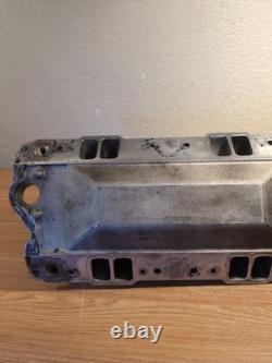 Edelbrock 7501 Collecteur d’admission Performer RPM Air Gap 1955-86 Small Block Chevy