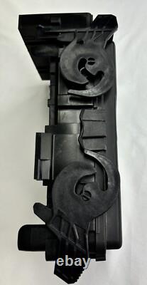 GM OEM 18-19 Chevrolet Malibu Faisceau de câblage moteur Bloc de jonction 84181107 03