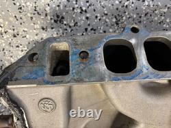 Intake Edelbrock Performer RPM pour gros blocs Chevy à port ovale