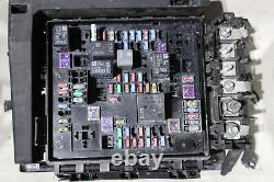 Module de bloc de jonction de relais de boîte à fusibles moteur Chevy Camaro 2017 84044723