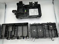 OEM 03-07 Chevrolet Express Savana Bloc de Jonction Relais de Boîte à Fusibles Moteur 6.0L